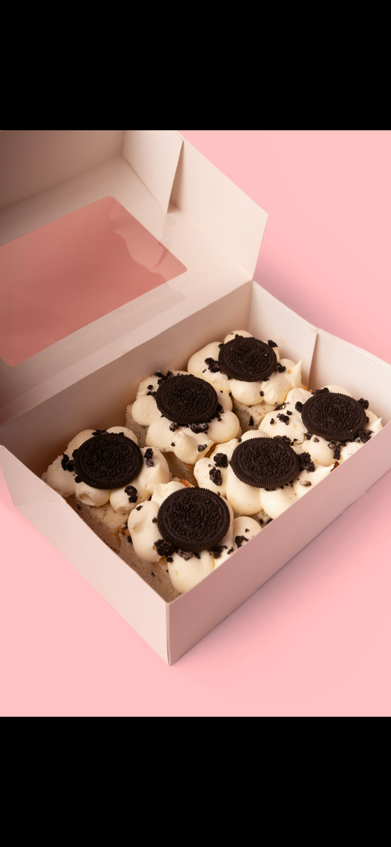 Vanilla Oreo Cake Box Of 6